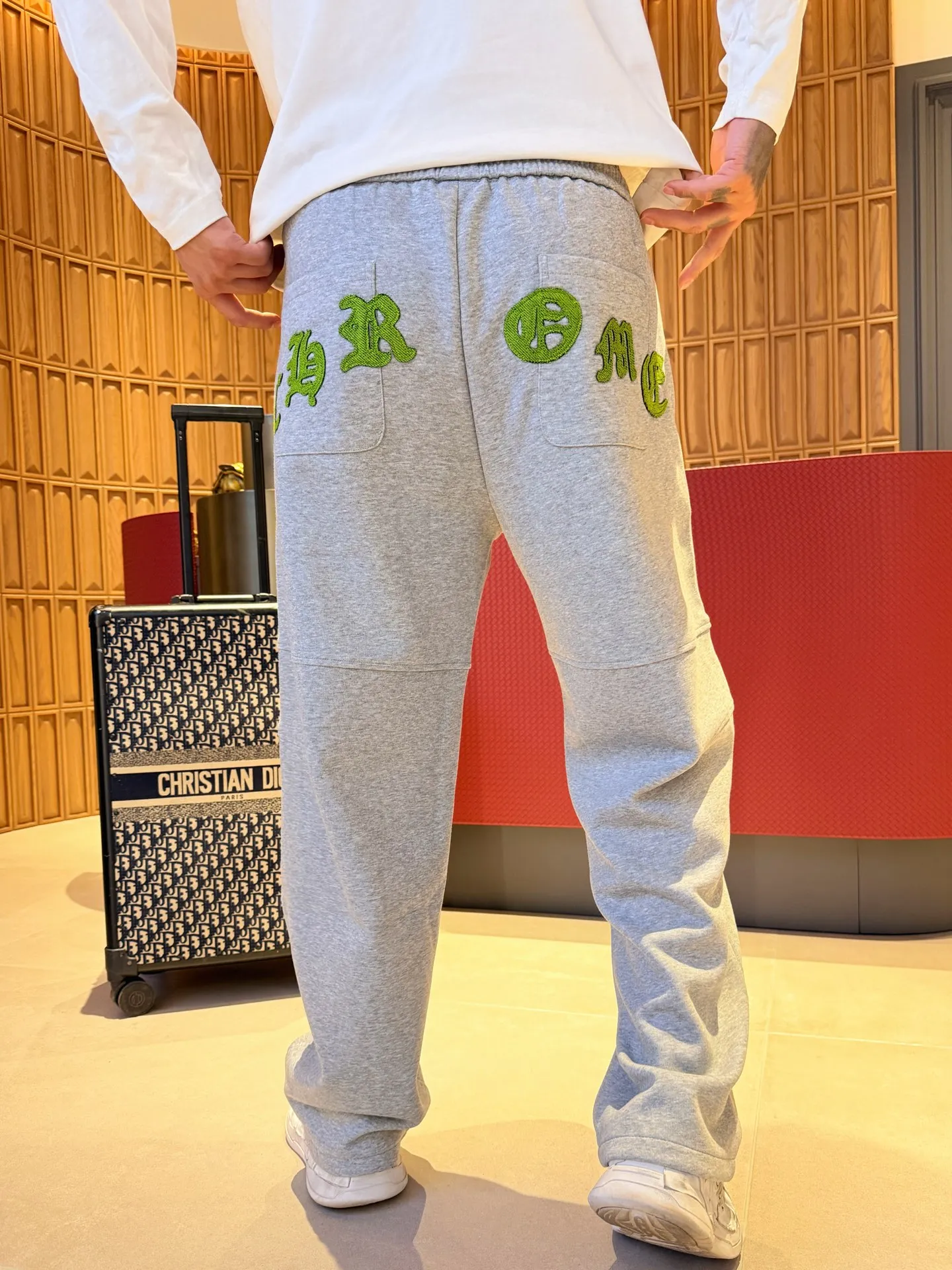 【 】 2026 ， ，Original ， ， ， 🪡 logo， ， ， ， Sizes：M-3XL